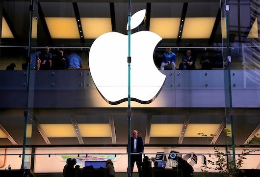 Apple staff strike Australia